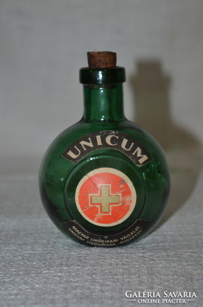Régi kicsi Unicumos gömb üveg cimkével  ( DBZ 0025 )