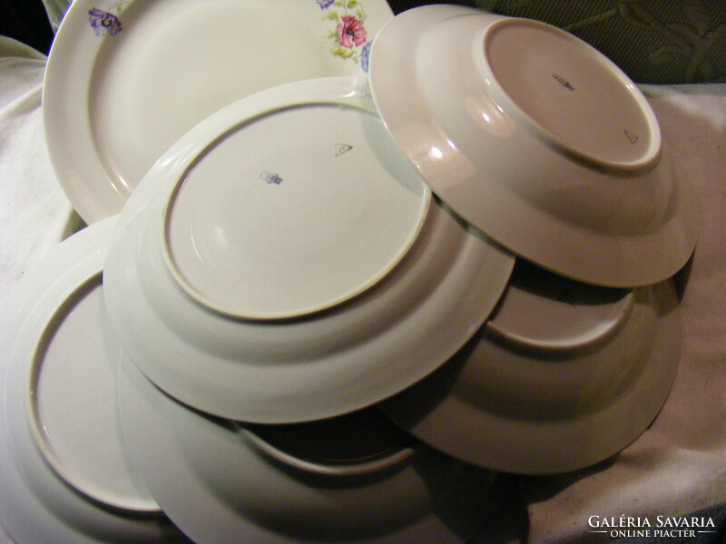 6 zsolnay flower plates