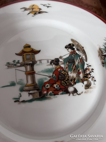 Két darab keleti jelenetes tányèr párban