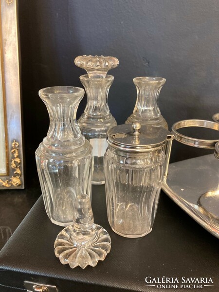 Art deco style oil and vinegar holder with silver frame (02)