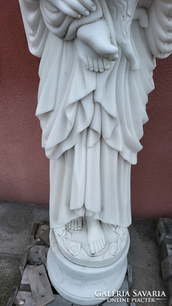 Mária kis Jézussal és báránnyal márvány szobor , szent szobor , szakrális szobor, vallási témájú