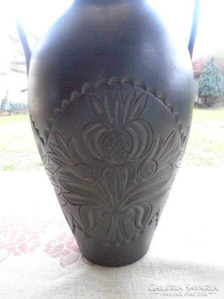 Régi erdélyi feketecserép hargitai váza 36 cm széles 21 cm körmérete 60 cm talán padló váza
