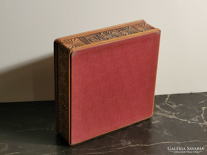 Leather-covered wooden box 18x18x6cm removable divider partition card box cigarette holder jewelry holder