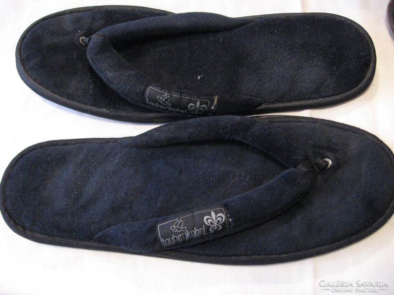 Soft velvet flip flop slippers