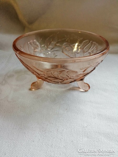 Salmon-colored glass bowl with base