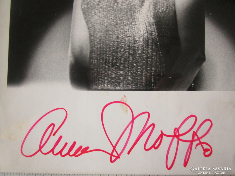 Anna Moffo American opera singer Hungarian Queen of the Tavern 1971 film signed autographed photo autograph