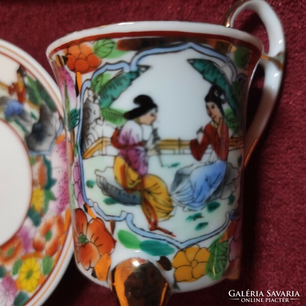 Japán jelenetes porcelán csésze + csészealj szettben