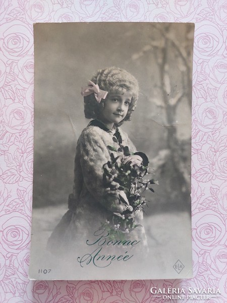 Régi képeslap újévi levelezőlap kislány fotó