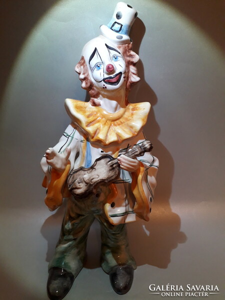 Large porcelain circus clown, probably capodimonte statue, unmarked 40 cm half price