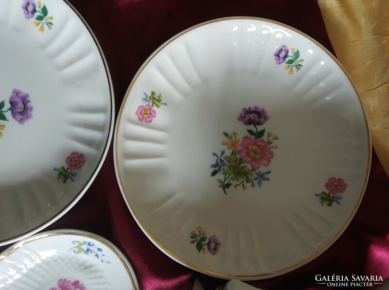 Holóháza porcelain vase, plates, 6 pcs