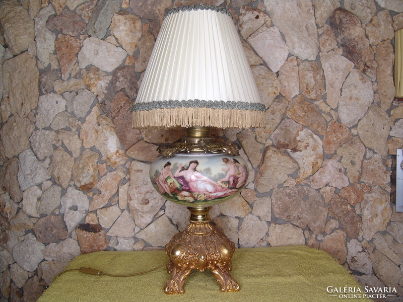 Antique beautiful gwtw kerosene lamp converted to electric