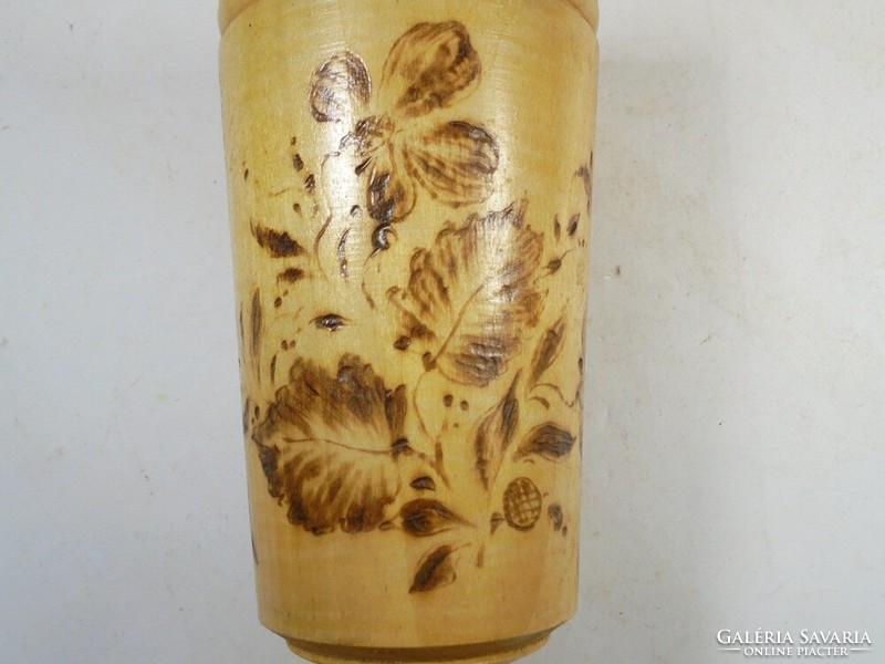 Régi jelzett faáru égetett fa kupa váza rózsa mintával - Víg Mihály faárukészítő munkája
