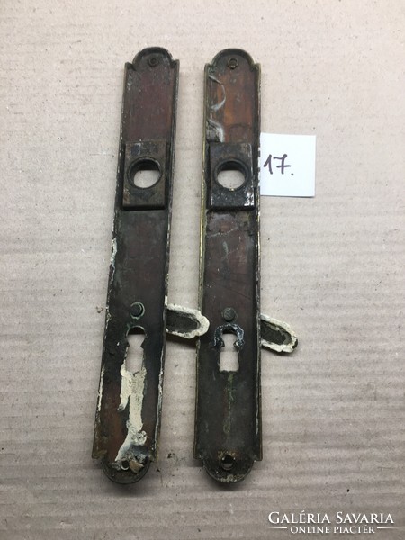 Felújítandó régi réz ajtó cím pótlásra
