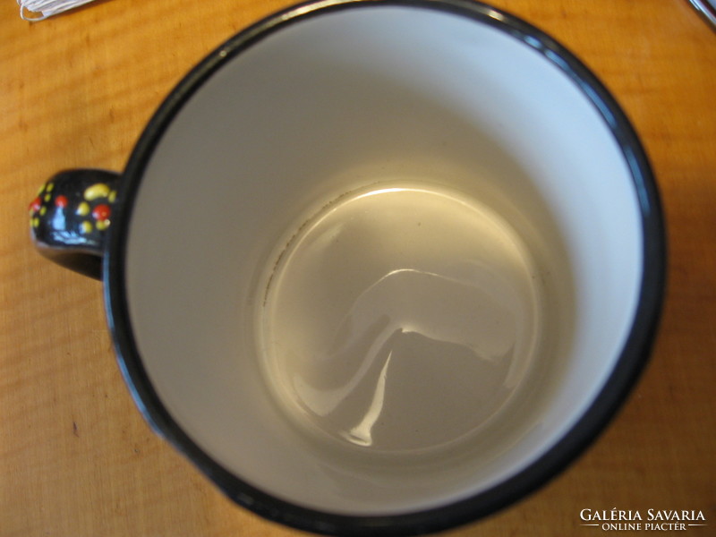 Portuguese artistic unique mug with pearl surface flowers