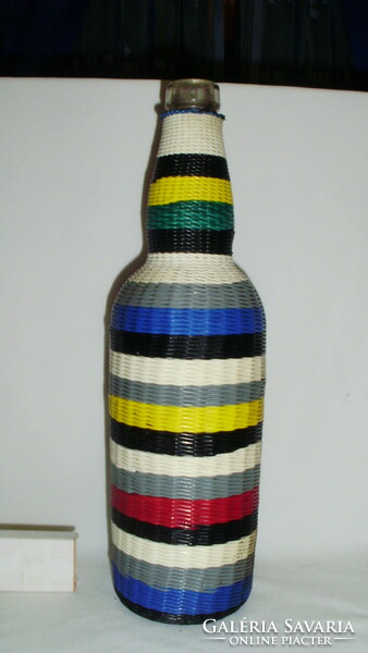 Retro, színes dróttal font üveg palack