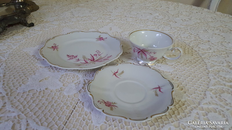 Beautiful joh.Fr.Böttger meissen porcelain breakfast set