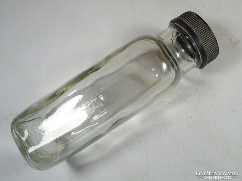 Retro régi üveg palack 1980-as évekből