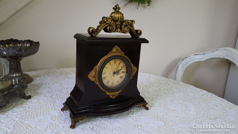 Kare design fireplace clock with antique effect