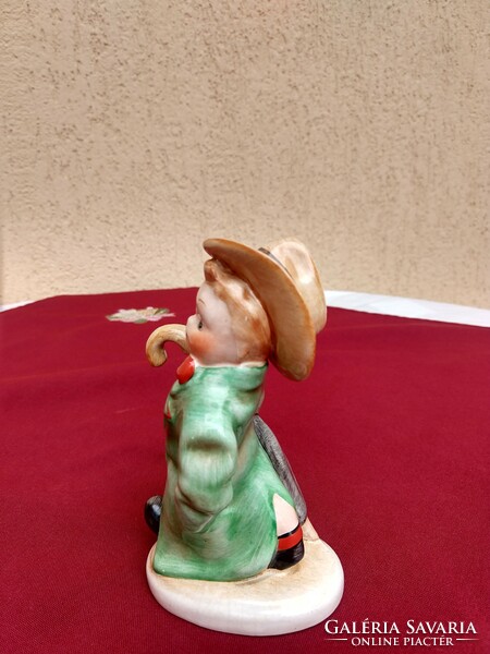 Boy in hat with umbrella..Hungarian ceramic,,14 cm,,perfect,,
