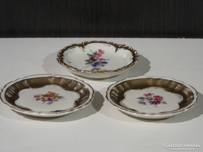 3 oscar schlegelmilch porcelain bowls are for sale cheaply together