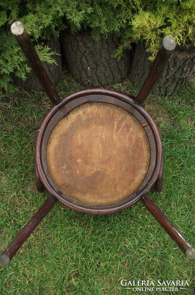 Thonet nagyméretű karosszék.