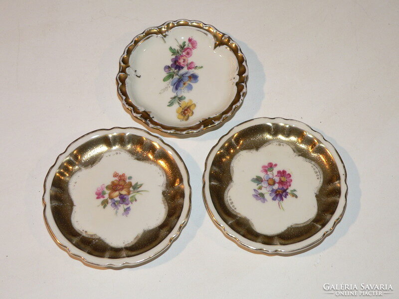 3 oscar schlegelmilch porcelain bowls are for sale cheaply together