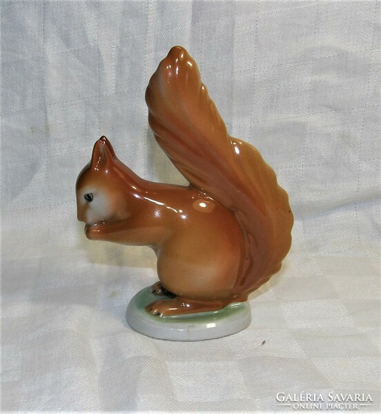 Squirrel - Köbánya porcelain figure