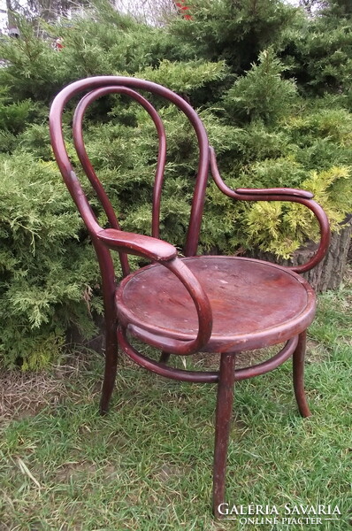 Thonet nagyméretű karosszék.