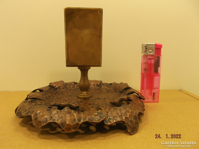 Old craftsman's ashtray and match holder made of copper --- 2 ---
