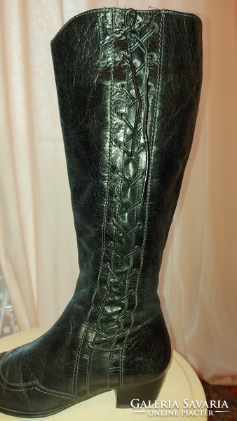 Italian women's leather boots size 38