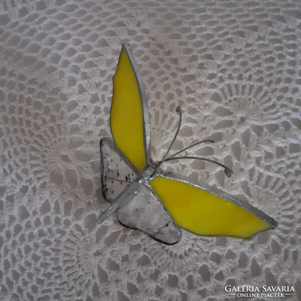 Tiffany yellow butterfly window decoration