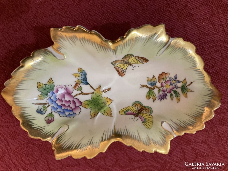 Herend victoria pattern grape leaf-shaped bowl/offering