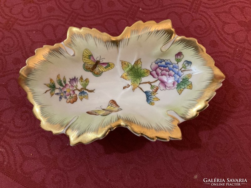 Herend victoria pattern grape leaf-shaped bowl/offering