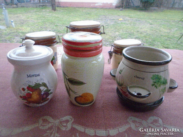 Auction of 6 large storage containers for flour, paprika, sugar, semolina or anything else