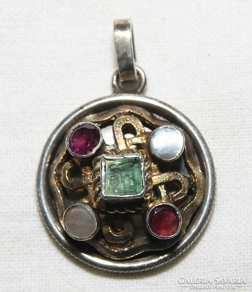 Antique gold-plated silver Austro-Hungarian pendant with an emerald and amethyst