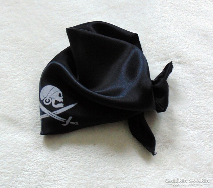 Black pirate scarf
