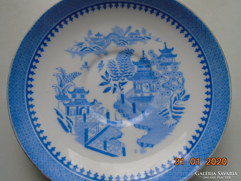 1884 Blue willow royal worcester plate with Victorian oriental pattern