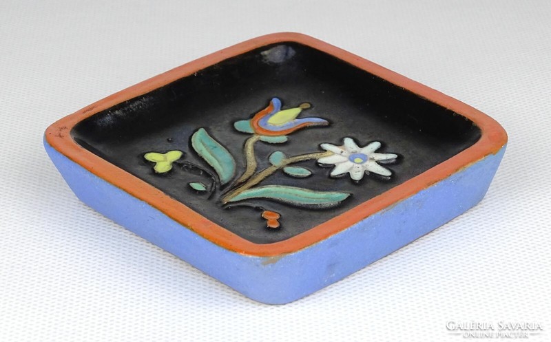 1F486 small marked Gador ceramic bowl with flowers 8.5 X 8.5 Cm