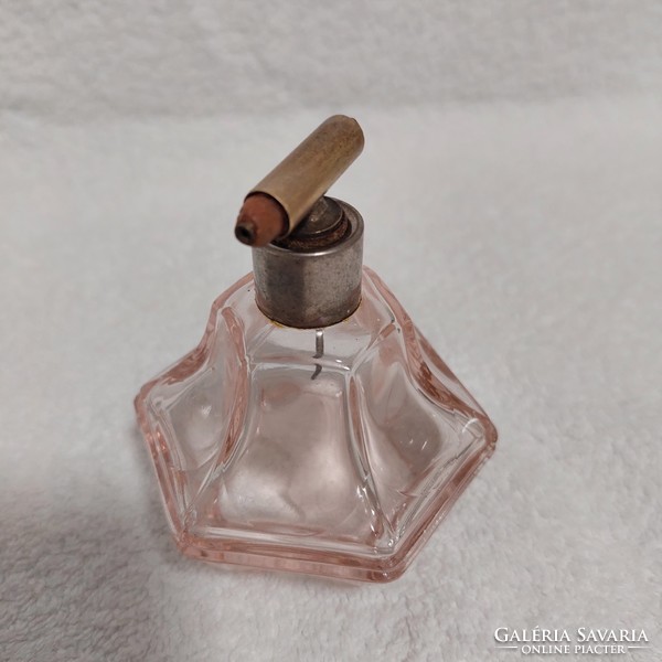 Antik gyönyörű színű ès formàjú parfümös üveg .Àllapota korànak megfelelő  az üveg hibàtlan àllapotb