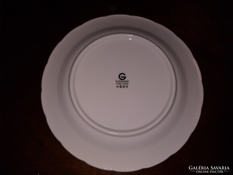 GUOGUANG kínai porcelán virágos süteményes tányér 17,5 cm