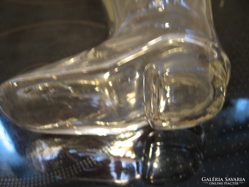 Csiszolt kézműves nagyobb kristály üveg csizma