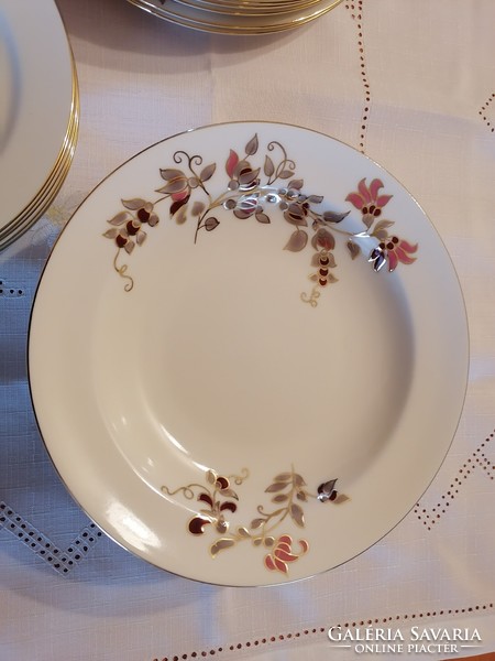 New Zsolnay hand-painted unique plate set