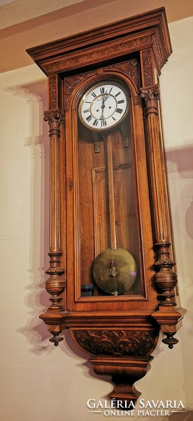 A giant wall clock