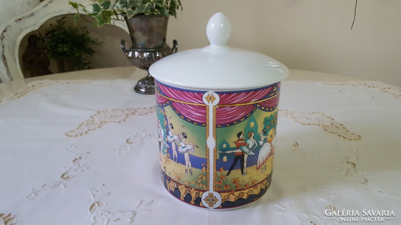 Beautiful scenic porcelain, biscuit, candy lid storage