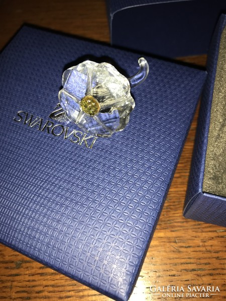 Swarovski scs wild flower 2017 crystal membership gift