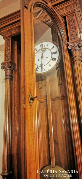 A giant wall clock