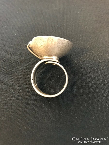 Új! Különleges,egyedi jelzett, ezüst 925-ös gyűrű! Állítható nagyságú. Pirit kővel a közepében.