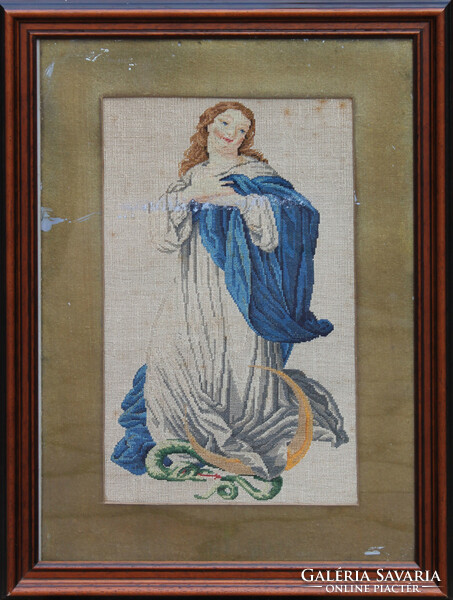 Red-haired lady - needlework