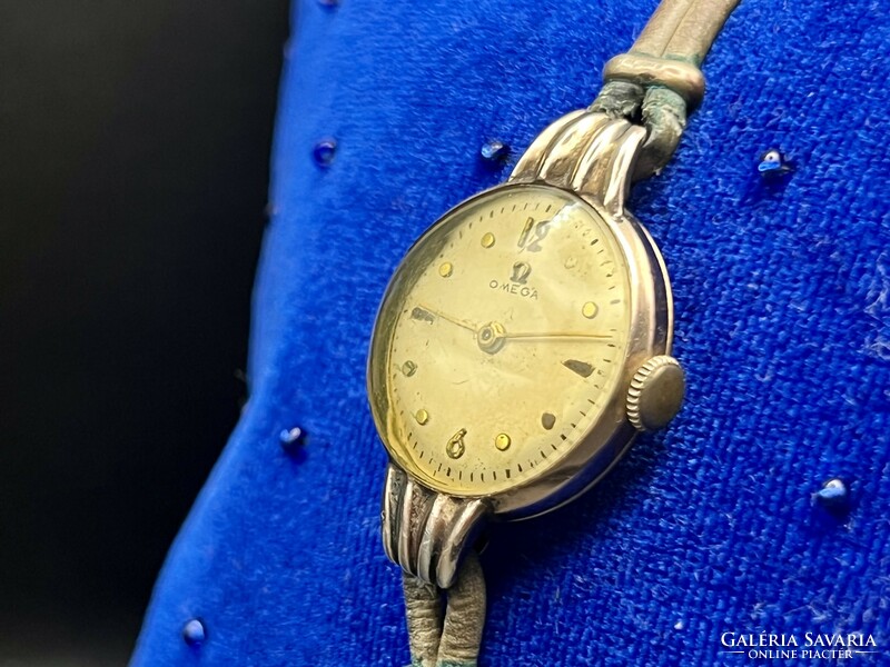 Marked, numbered 18k gold art deco omega women's watch from 1943, World War era