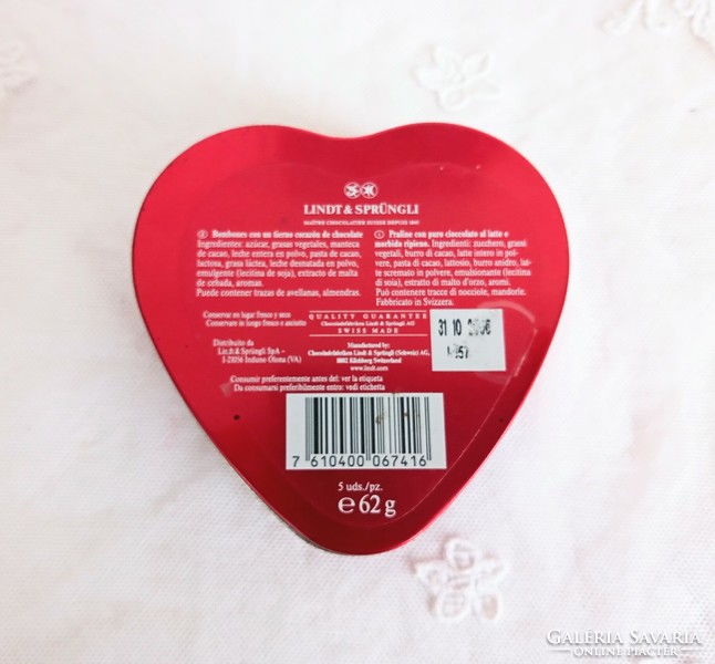 Lindt heart-shaped metal box 9.5X9.5X3cm